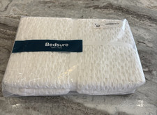 The Bedsure Woven Blanket Cooling Waffle WHITE XL 66x90  lightweight NEW