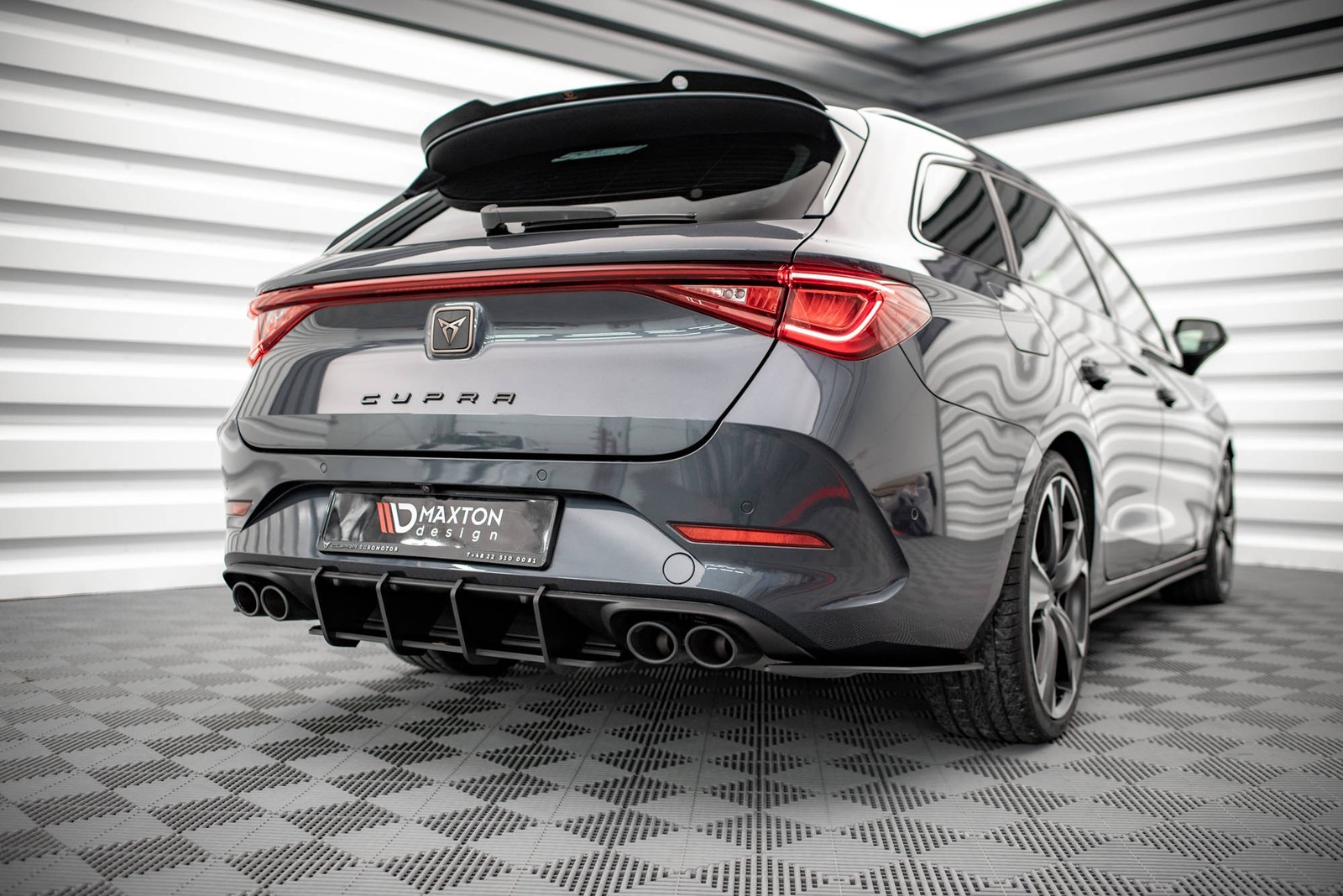 Diffuseur Central Maxton en ABS Noir Résistant pour Cupra Leon ST Mk1 Facelift
