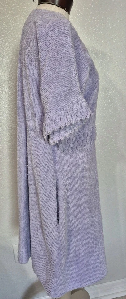 Bata Stan Herman Mujer M Lila Chenilla Botón Manga Corta Abrigo Foto 2 de 4