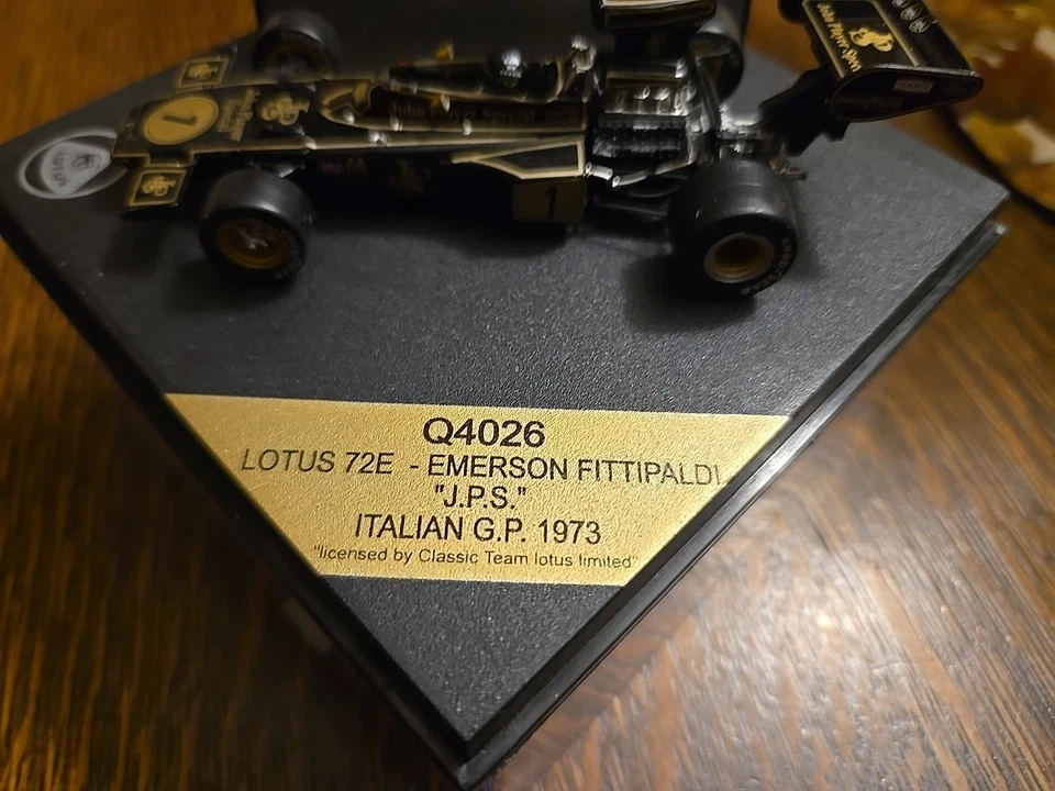 Quartzo 1/43 1973 Emerson Fittipaldi Winner Italian GP Q4026 Diecast Lotus F1 - Image 2 of 4