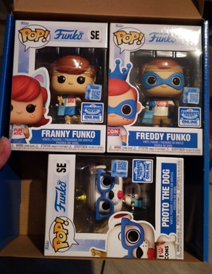 Funko Pop Franny Proto Freddy Mascots Fundays Fun Days Experience 2025 Bundle 1