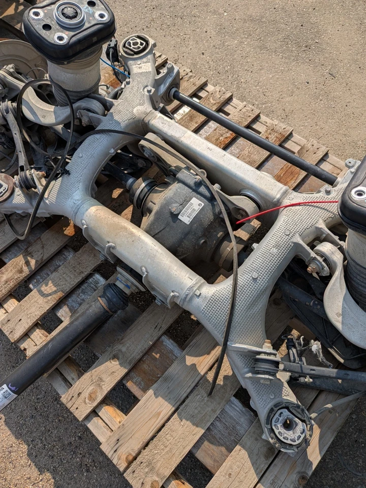 2019 bmw x5 rear carrier differential assembley - Image 3 of 4