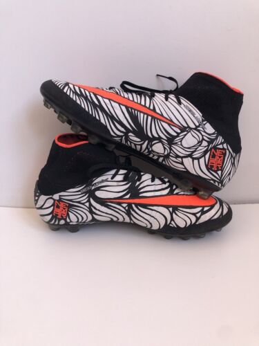 Crampons de football Nike Hypervenom Phantom II Elite Neymar ACC très rares