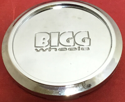 ONE USED BIGG Wheels Custom Wheel Center Cap 2 1/2''CAP982K62 Chrome Finish/10881