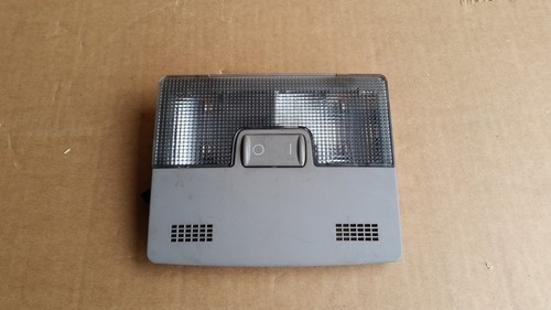 Audi A6 Limousine/Avant Typ 4B Leselampe Vorne 4B0947105C