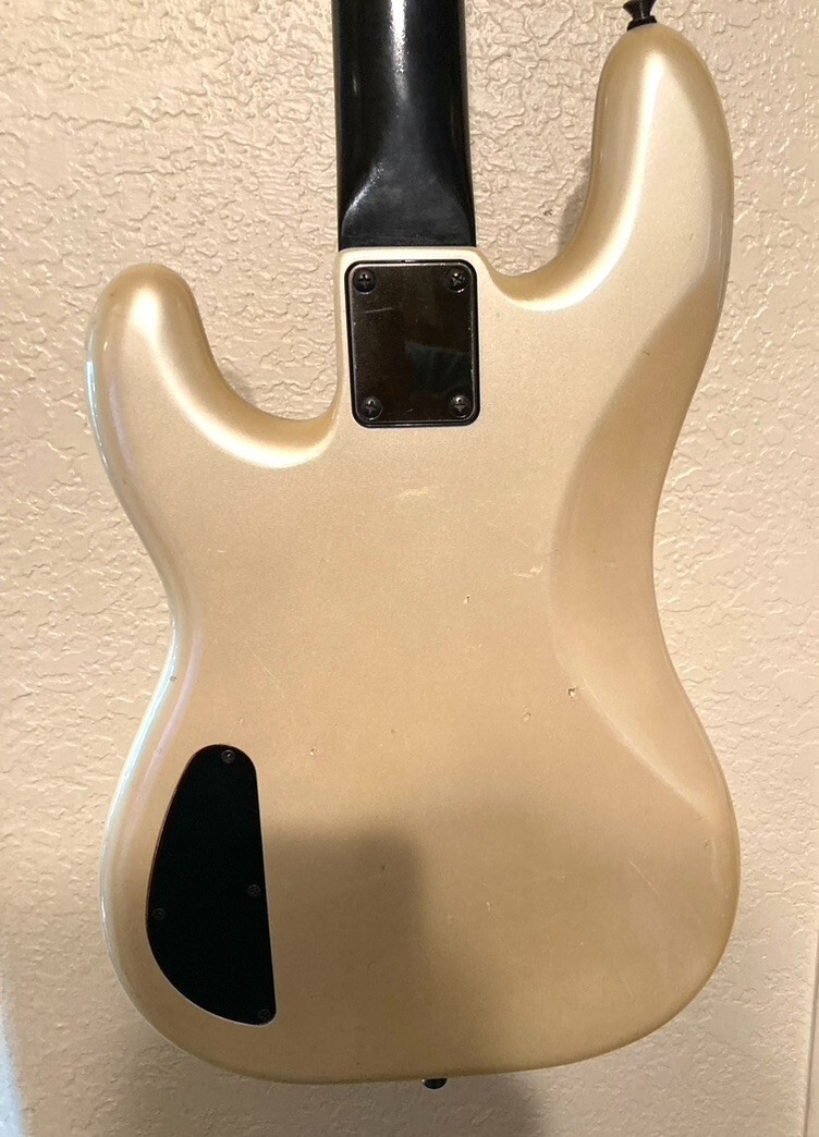 Vintage 1986 Fender Precision Bass - MIJ | eBay