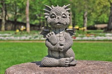 Gartenfigur Gartendrache - Modell macht Yoga - Fantasy Figur Deko Drache Garten