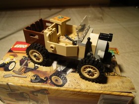 LEGO Adventurers set Scorpion Tracker 5918 Complete with box 1998