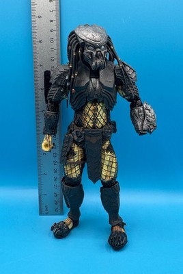 NECA 2015 AVP Alien Vs Series Chopper Predator Action Figure only