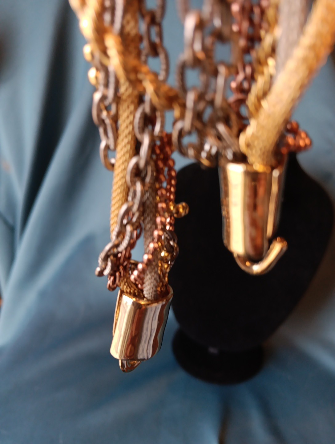 Dramatic 9 Strand Twisted Necklace - image 3