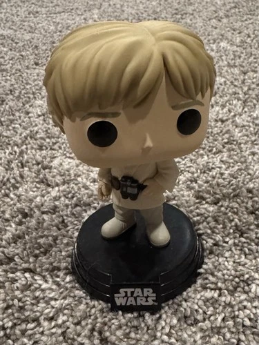 Funko Pop! Star Wars Luke Skywalker 511 Convention Exclusive 2022 Vinyl Figure