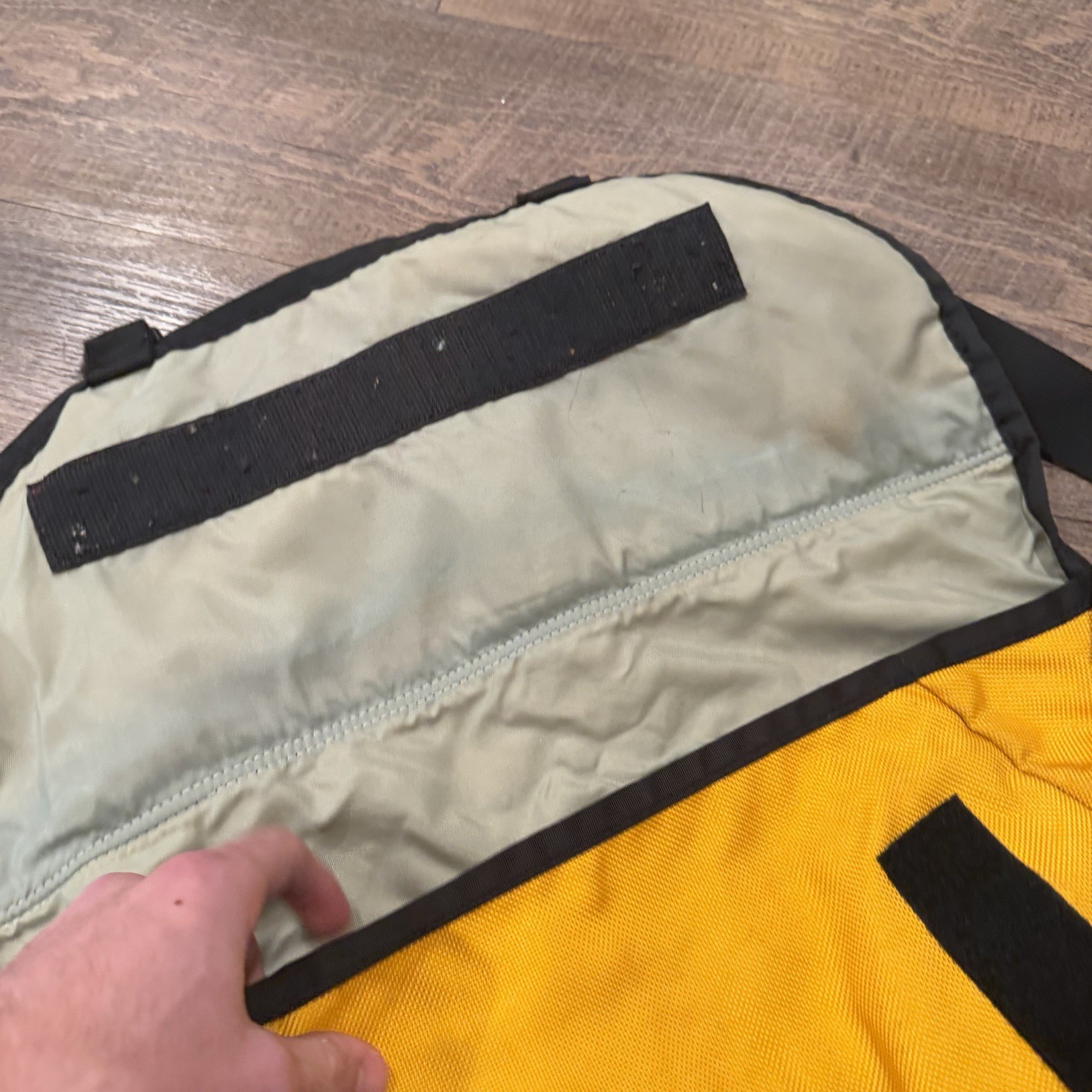 Vintage Patagonia Half Mass Messenger Bag - Yellow USA Made Satchel thumbnail 8