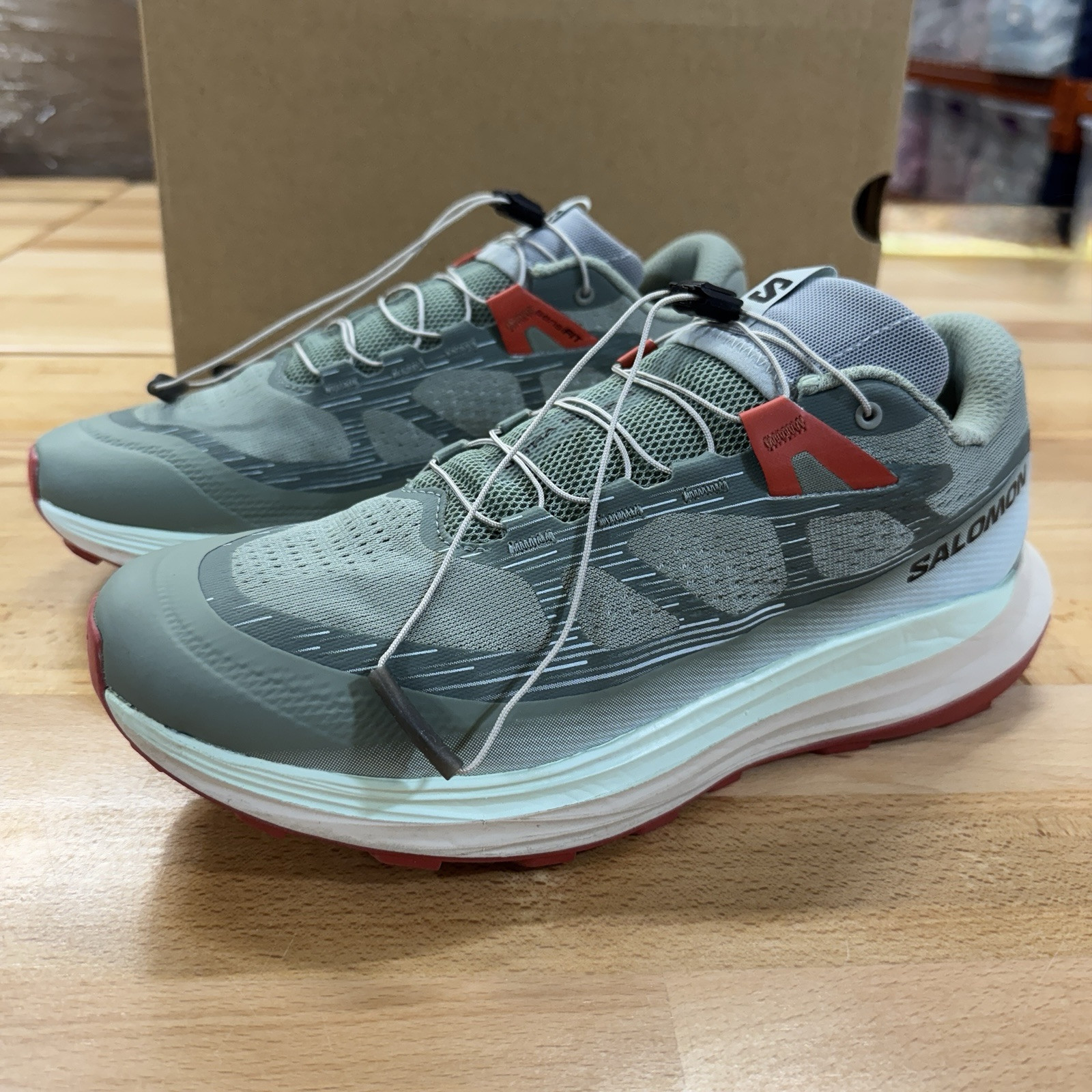 Scarpe da trail running Salomon donna Ultra Glide 2 taglia 10 5 Lily Pad sbiancate Aq