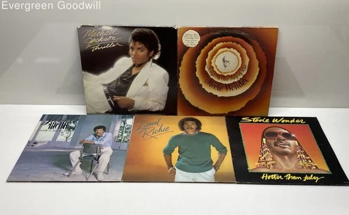 Lot of 5 Vinyl Records - Michael Jackson, Stevie Wonder, Lionel Richie