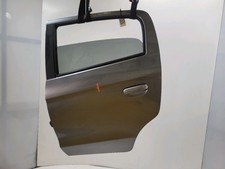 Porte arrière et accessoires Mitsubishi SPACE STAR