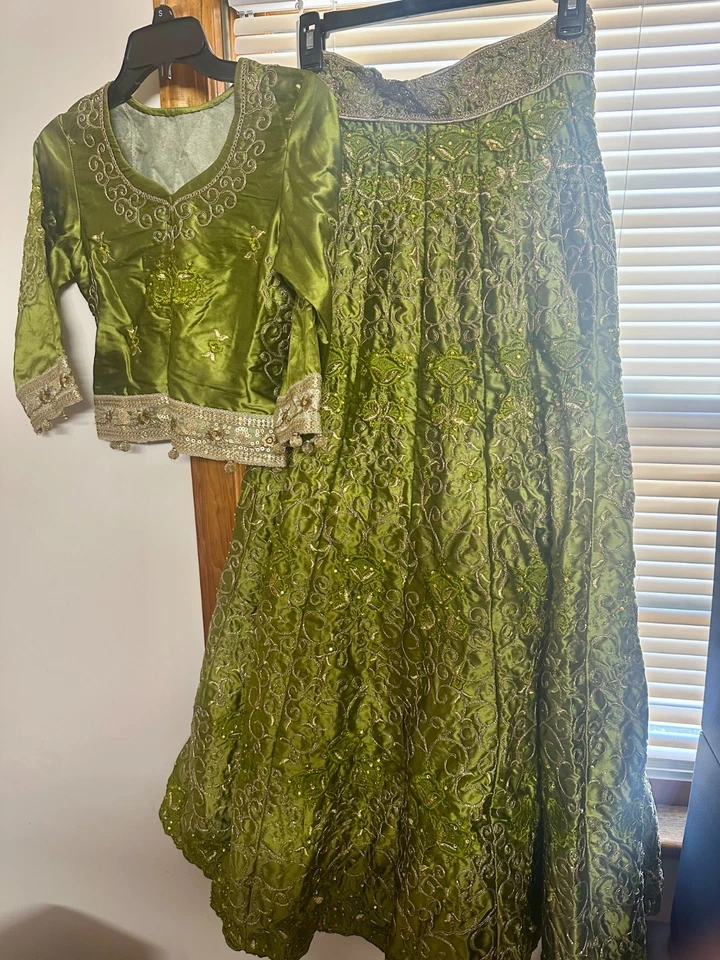 Salwar Kameez Foto 2 de 4