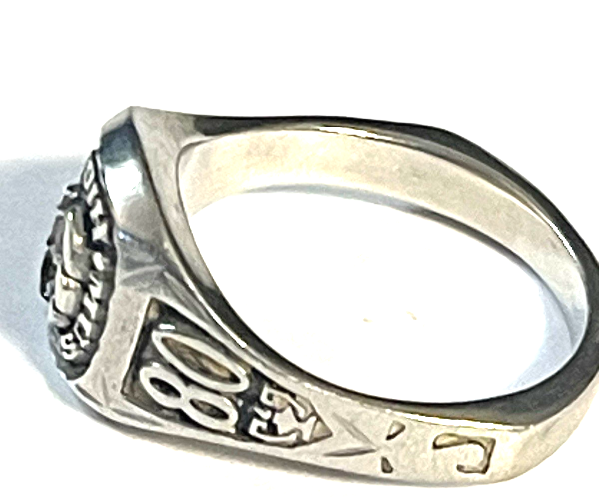 1980 Vintage R Johns LTD Valadium Class Ring Size 6 Muscatine Iowa 