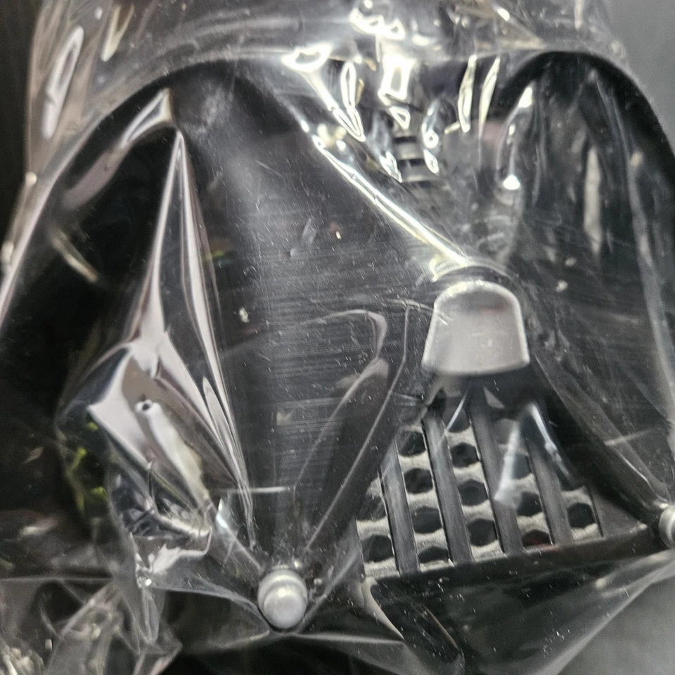 Disney Star Wars Darth Vader Mask Halloween Child Mask New - Image 2 of 4