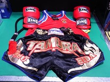 Guanti da combattimento Muay Thai TWINS KING (Kickboxing) oggetto di conservazione