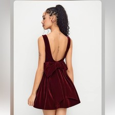 Cider VELVET BOAT NECK BOW BACKLESS MINI DRESS XXS CC19-18