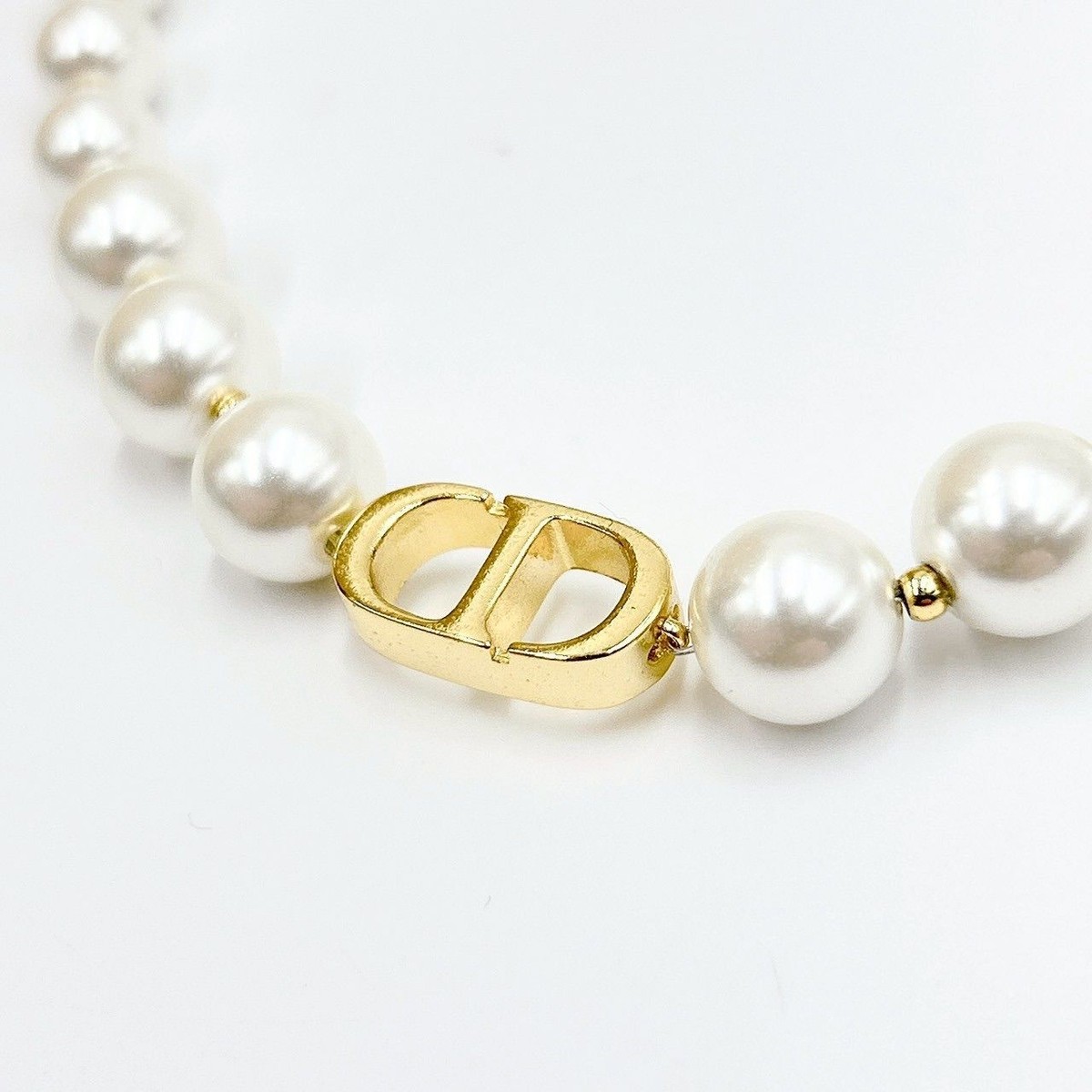ネックレス・ペンダント Dior | Essentials White Pearls 30 MONTAIGNE CHOKER Christian Dior Pearl Necklace 30 MONTAIGNE Choker Gold NoBox