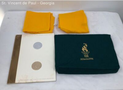 1996 Atlanta Olympics Opening Ceremonies Quilted Bag, Official Program, & Book