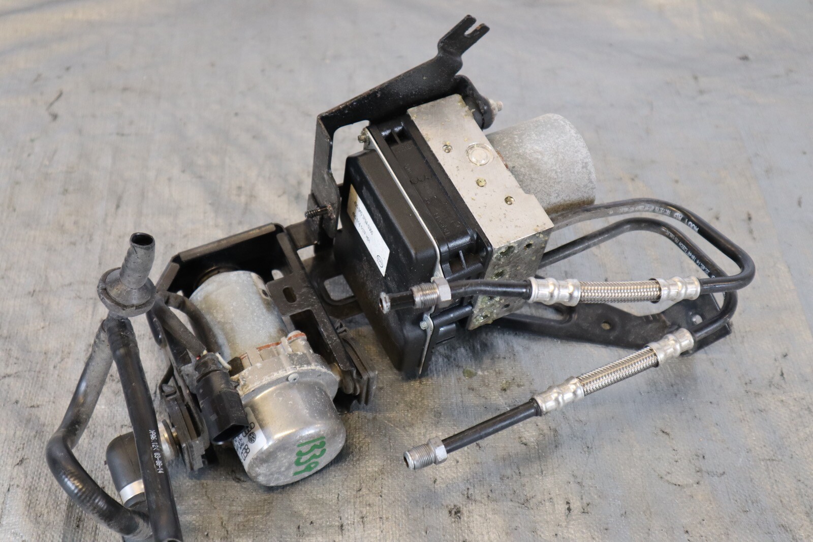 2014 AUDI R8 V8 QUATTRO AWD 4.2L OEM AUTO ABS BRAKE PUMP MODULE UNIT #1339