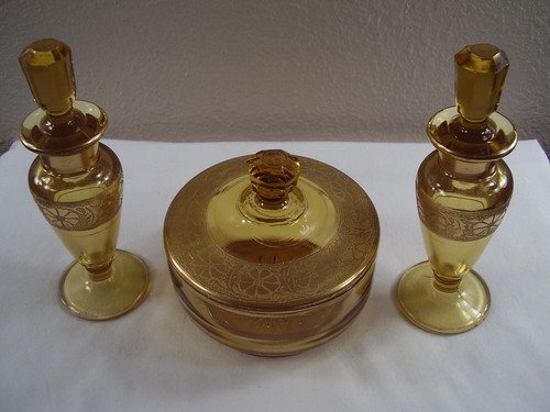 PADEN CITY Art Deco AMBER Perfume BOTTLES & Powder Puff BOX Gold Gilt VANITY SET - Imagen 4 de 12