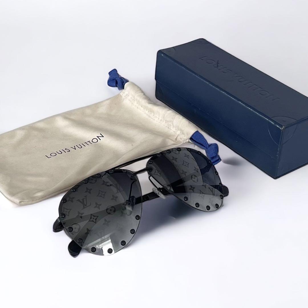 Louis Vuitton ダークブルー 90\36 Run Away Sneaker - Shoes | Louis Vuitton India