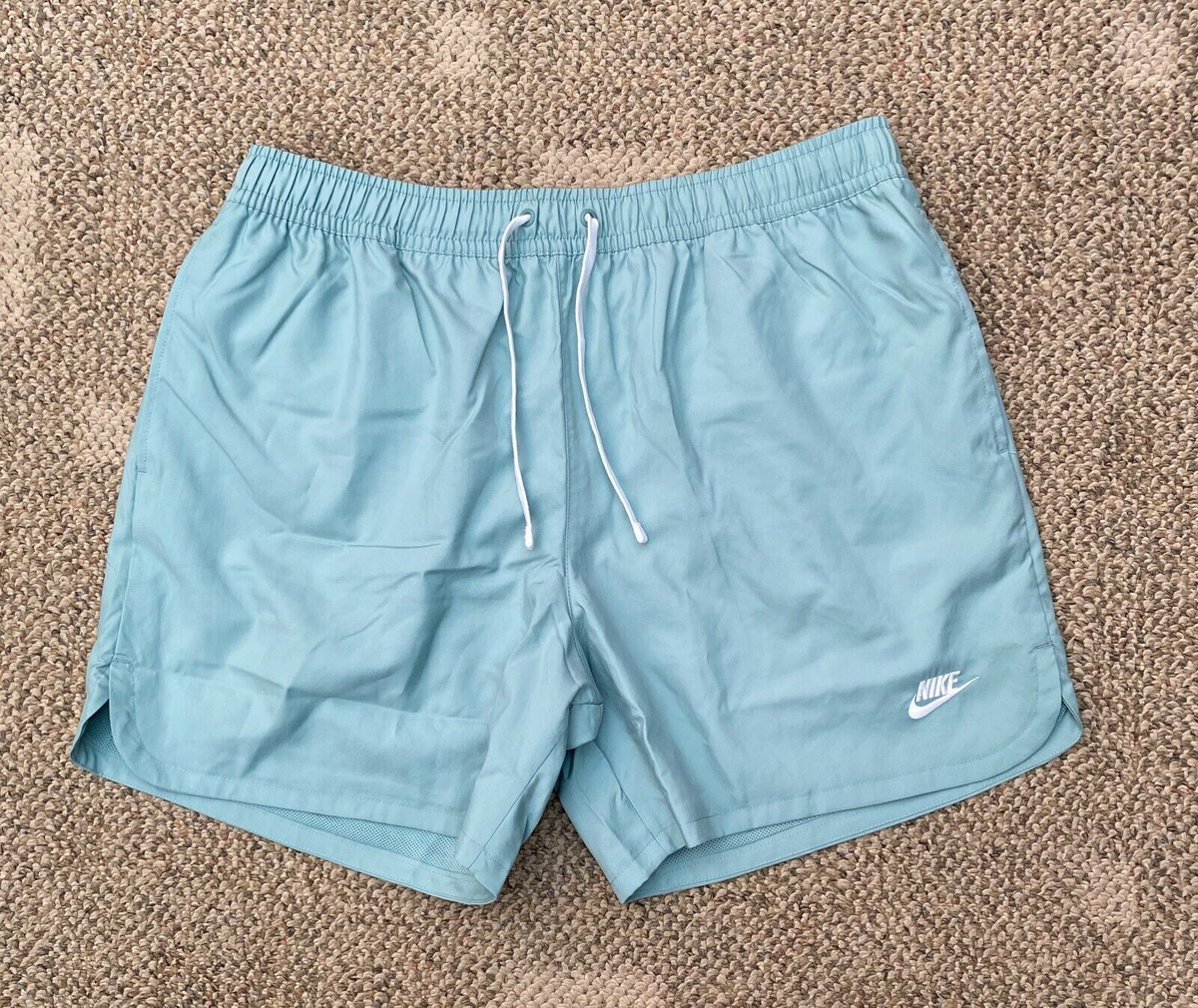 short nike casual