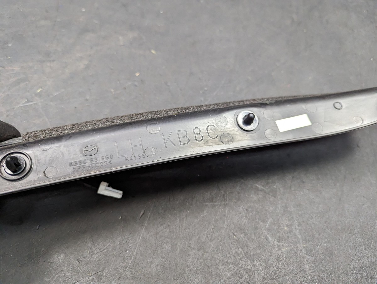 Kerry.G PSA9 63枚 Left Liftgate Pinch Sensor 2019 Mazda CX-5 KB8C-63-6G0 2017 2018