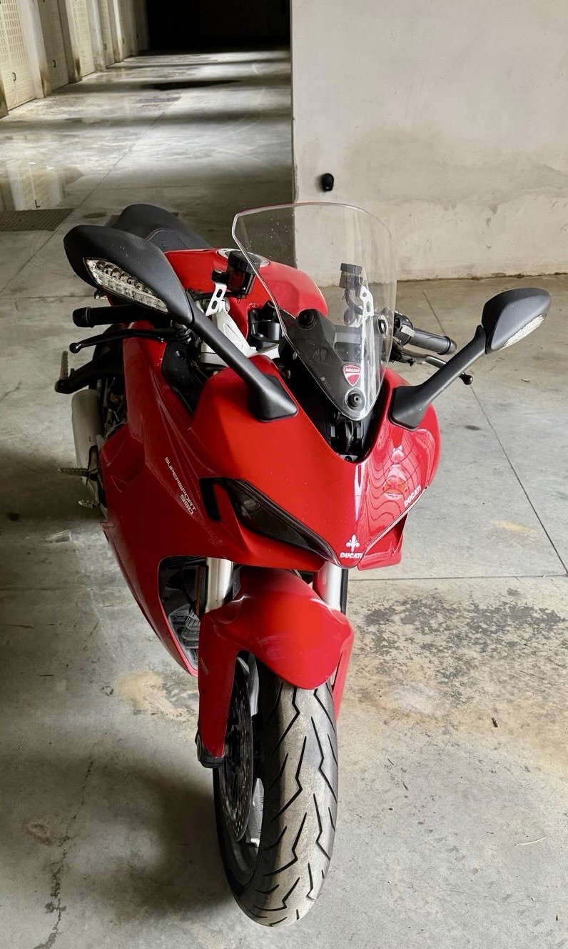 Ducati SuperSport 950 S 2022 – Solo 2.294 km – Ducati Red – 937cc foto 3
