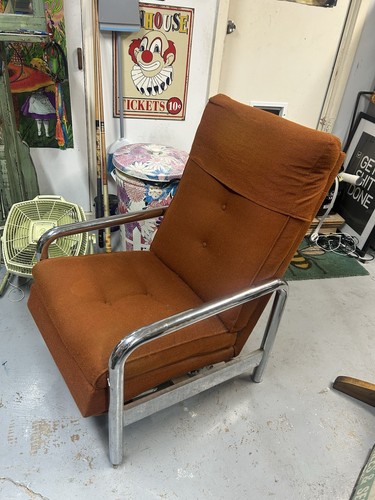 Vintage Burnt Orange 1970’s Cloth Milo Baughman/Design Institute Style Recliner