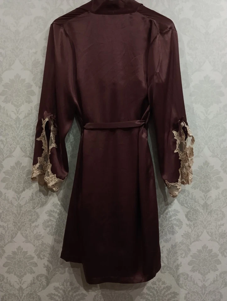 La Senza Sexy Lace and Silk Kimono Lingerie Robe and nightgown - Image 2 of 4