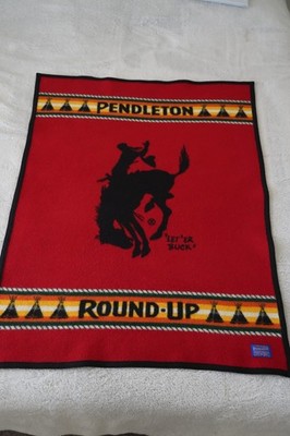 Pendleton ''Let Er Buck'' Round-Up Cowboy Wool Blanket Red 32''x 43'' USA Rare