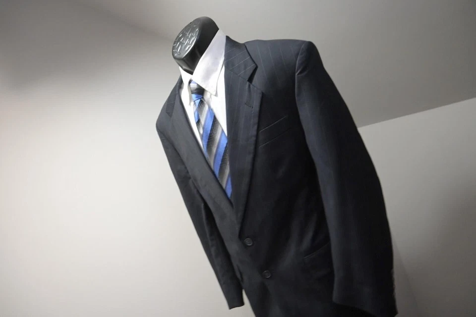 Jos A Bank 100% Wool Striped 2 Piece Suit Pants Jacket Mens Sz 34 x 31 40 R - Image 4 of 4