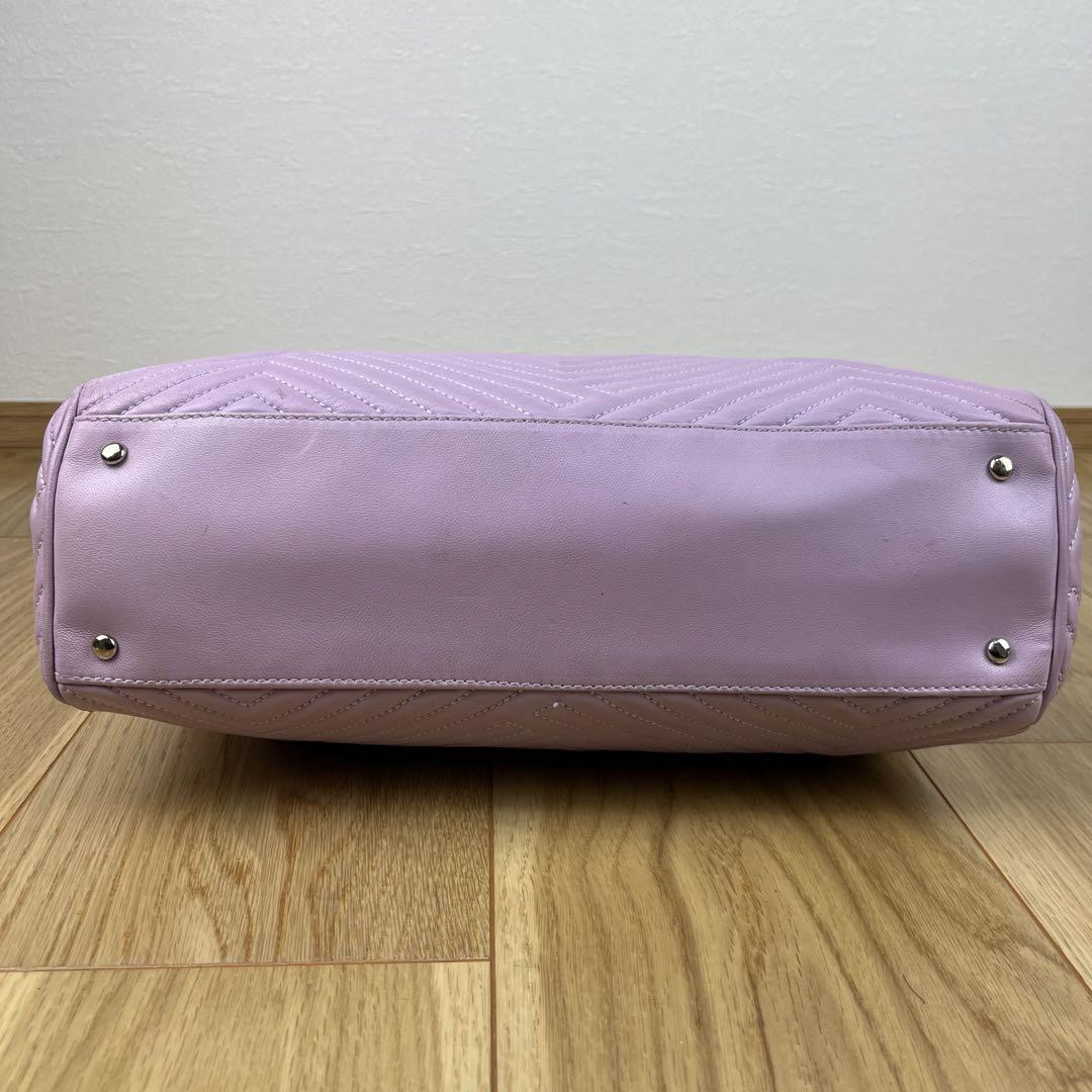 美品】BALLYミニボストンバッグマニュエラダイヤモンドステッチ 美品】BALLYミニボストンバッグマニュエラダイヤモンドステッチ