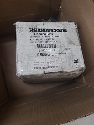 Hendrickson S-42229-1 Service Kit, ADB Pad, MACC22T
