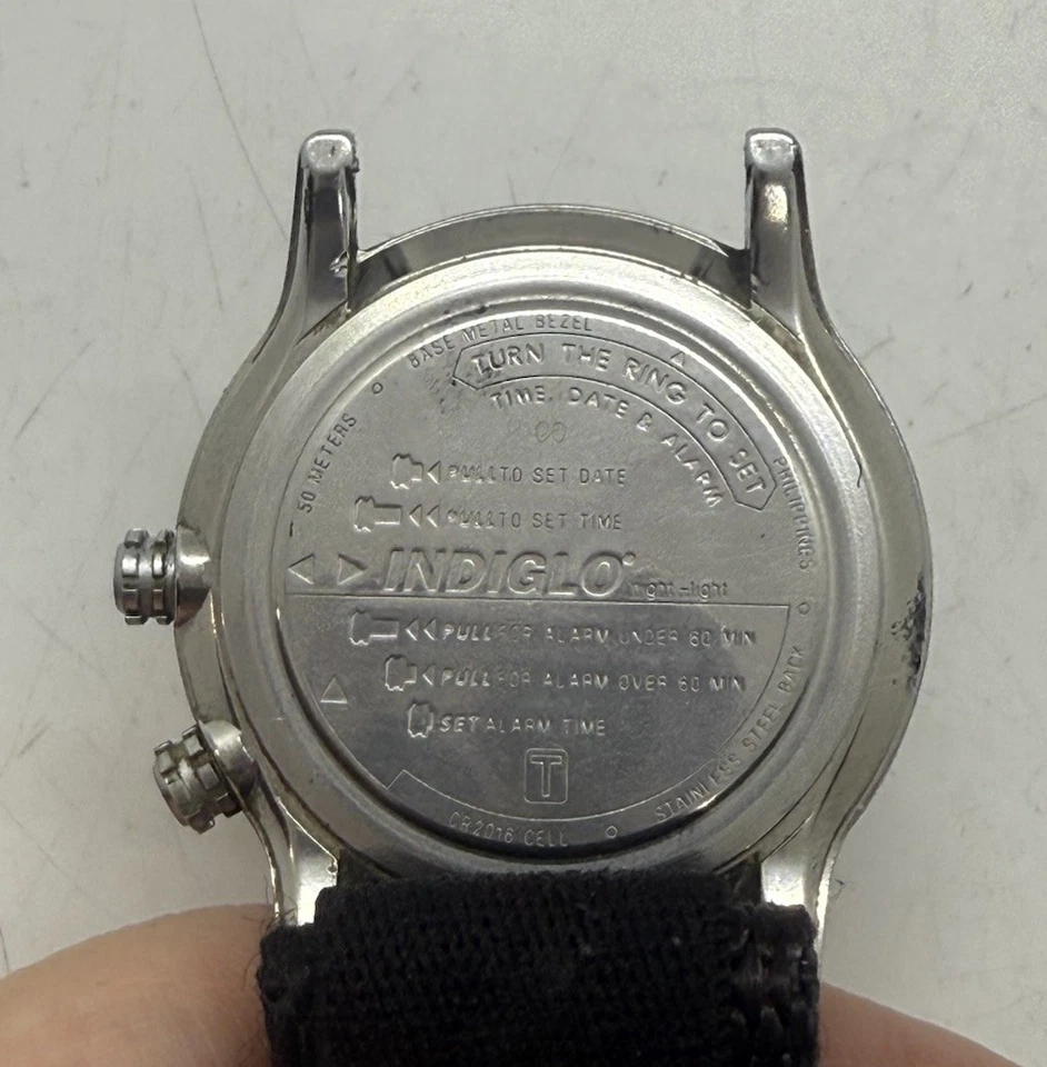 Vtg TIMEX Men Reef Gear Indiglo Alarm Analog Blue Dial Date Quartz Watch WR 50M - image 2 of 4