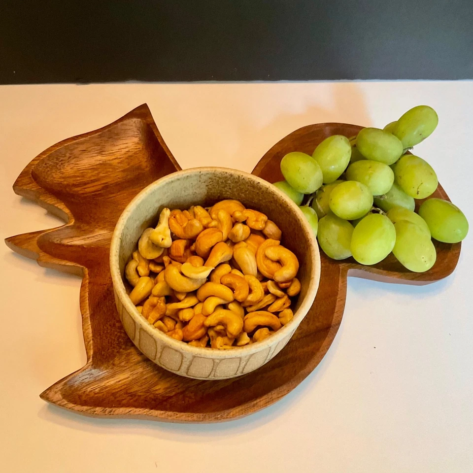 Hand Carved Acacia Wood Squirrel Serving Display Platter Tray 12" Entertaining - Image 3 of 4