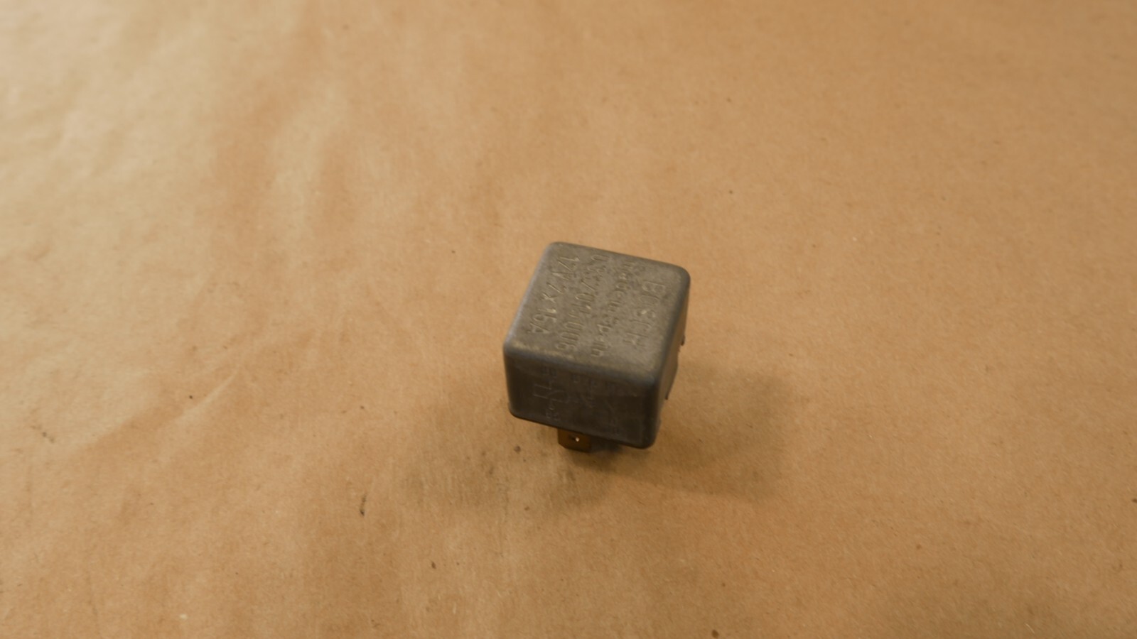 Ferrari 328 Relay P/N 0332204401