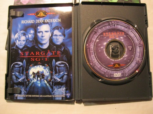 Stargate SG-1 Season 1 Boxed Set - 5 DVD Disc Set with Richard Dean Anderson - Picture 8 of 11