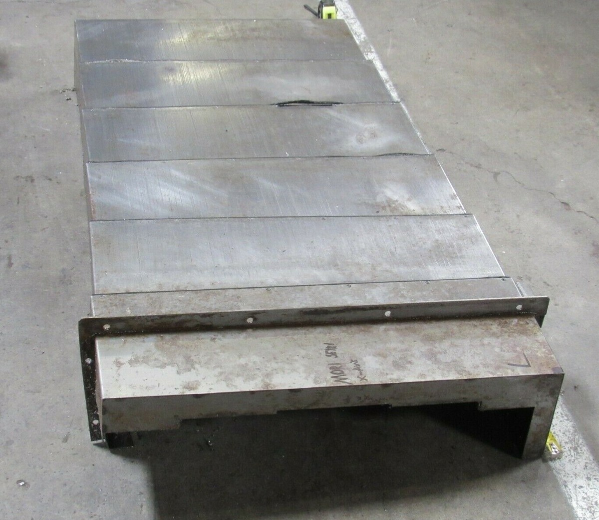 MORI SEIKI MV-40 LEFT X AXIS WAY COVER, APPROX 44