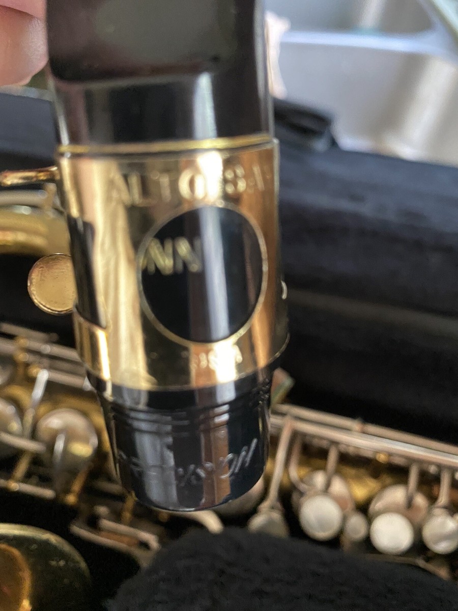 Buescher ELKHART 20A ALTO SAXOPHONE VINTAGE w case, mouthpiece