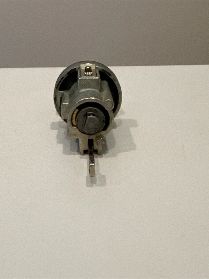 🚘Vaso de encendido Isuzu Trooper 1989-91 Foto 3 de 4