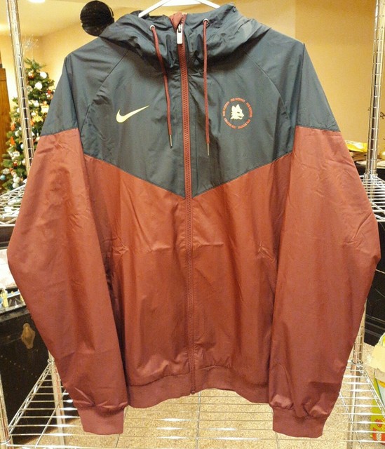 nike soccer windbreaker