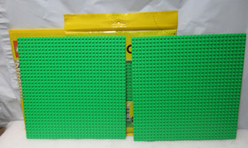 4 LEGO 10699 & 10700 Classic - Sand & Green Baseplates - 32 x 32  (G23J)