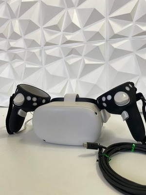 Oculus Quest 2 64GB Virtual Reality Viewer mit Meta Link Kabel 3 Meter Original