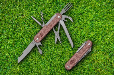 Mercury Duka Multi Tool Large Blade Standard Stonewash Essentials Red Micarta
