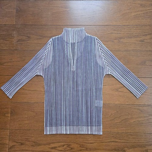 Pleats Please, Pleats Please Issey Miyake Layered Pleated Top Size 3 Womens Designer Shirt